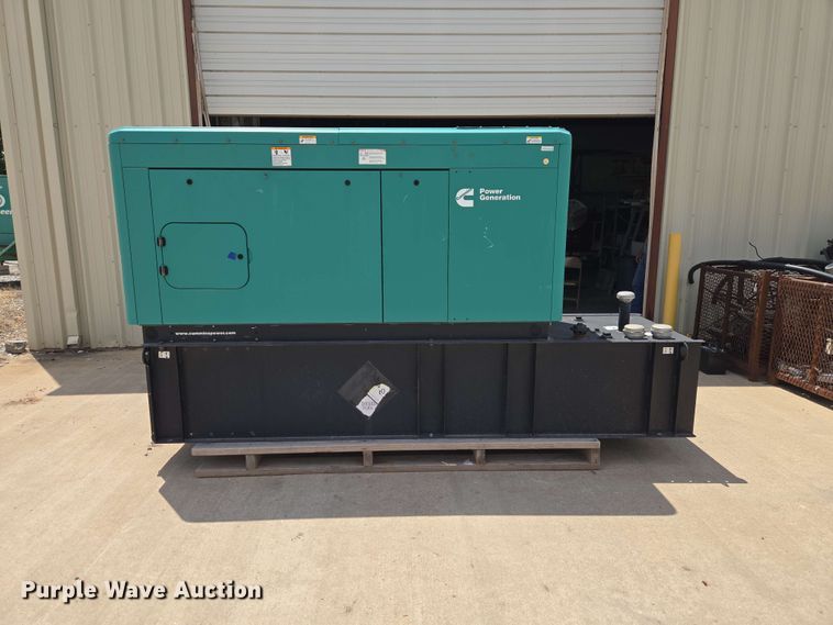 image for item EW0472 Cummins C35 D6 generator