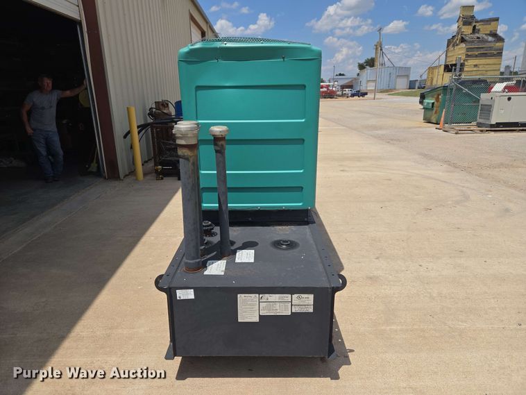 image for item EW0474 Cummins C25 N6 generator