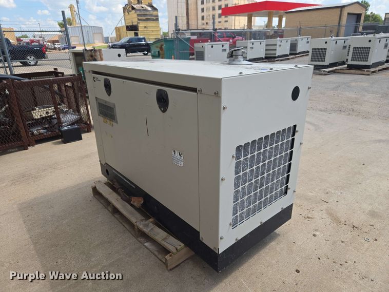 image for item EW0477 Cummins GGMB-1219067 generator