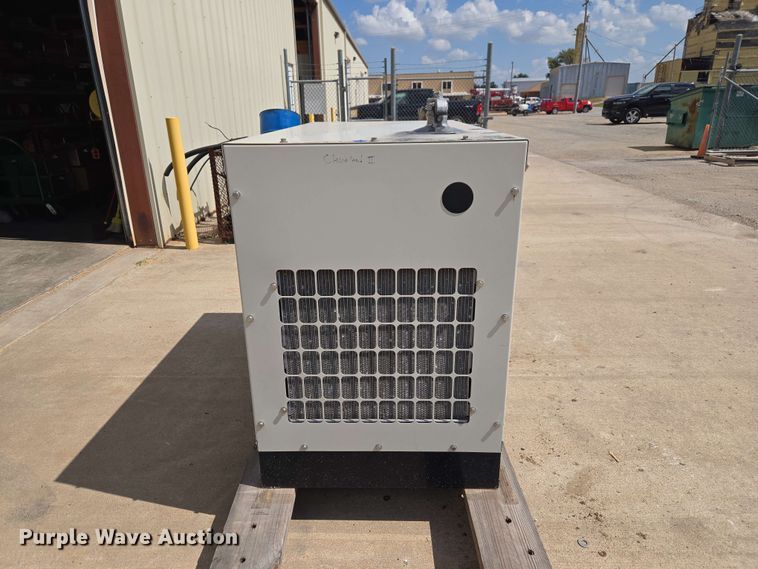 image for item EW0479 Cummins GGMB-1213346 generator