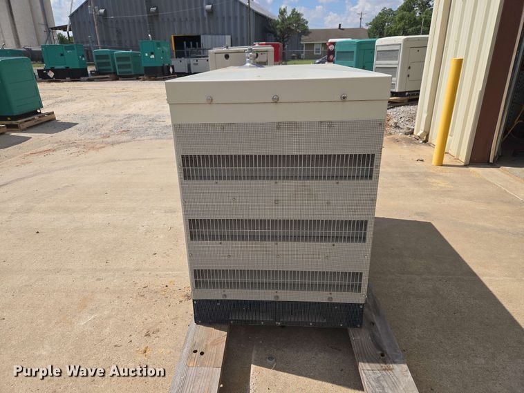 image for item EW0479 Cummins GGMB-1213346 generator