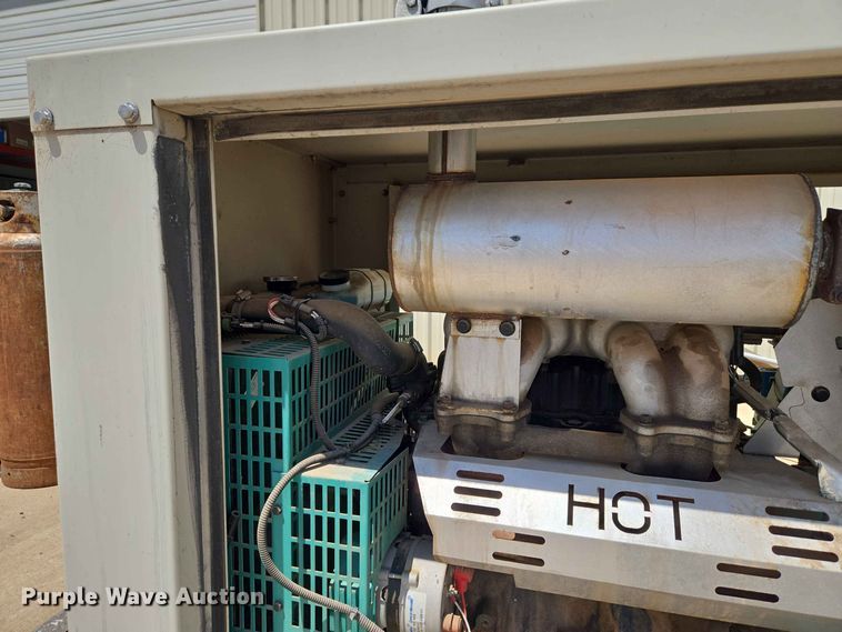 image for item EW0479 Cummins GGMB-1213346 generator