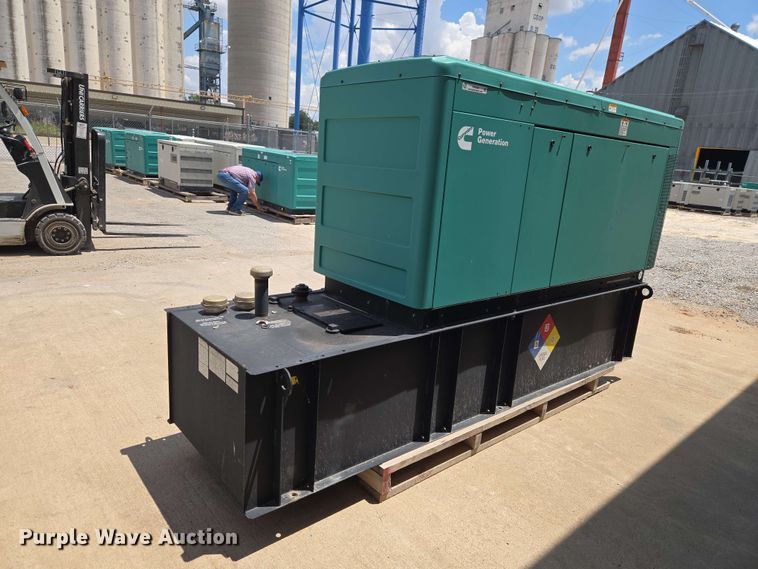 image for item EW0482 Cummins C35 D6 generator