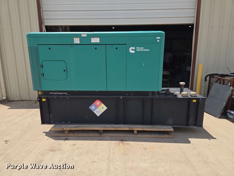 image for item EW0482 Cummins C35 D6 generator