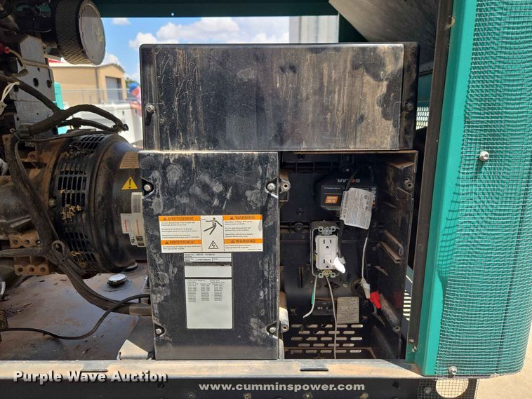 image for item EW0482 Cummins C35 D6 generator