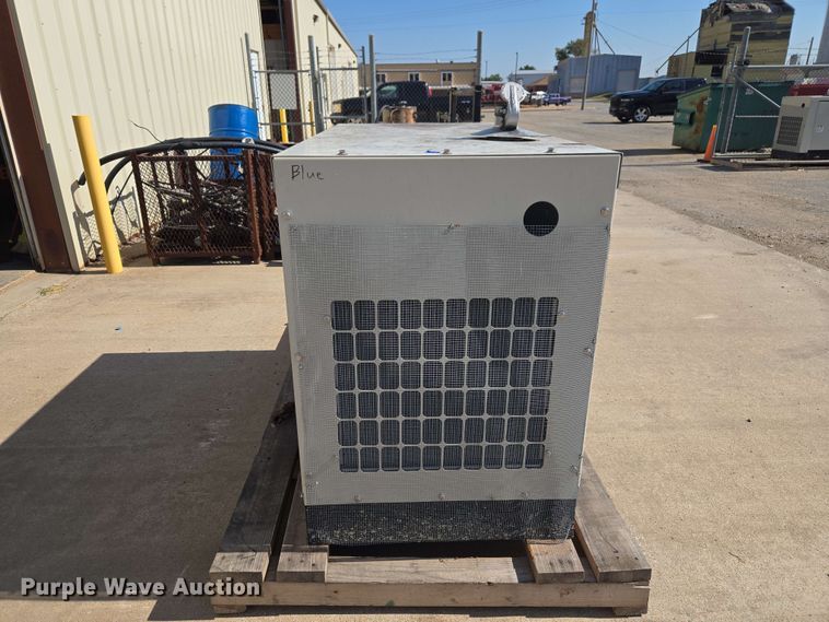 image for item EW0484 Cummins GGMB-140-3383 generator