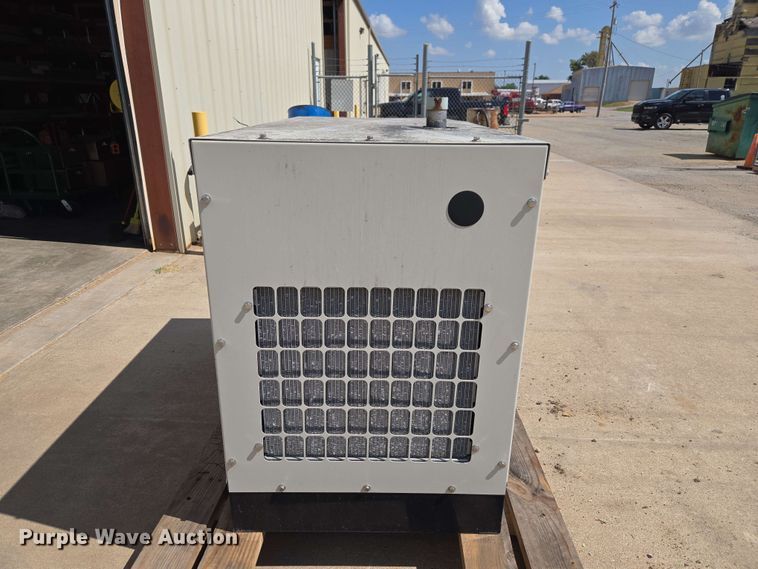 image for item EW0489 Cummins GGMB-1328084 generator