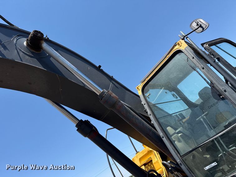 image for item EW4015 2008 John Deere 350D LC excavator