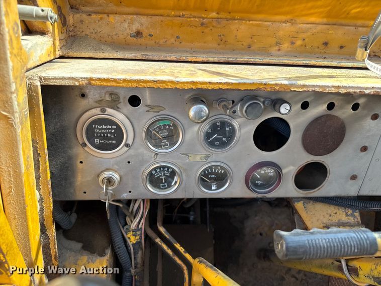 image for item EW4019 Pettibone 30 Multikrane crane