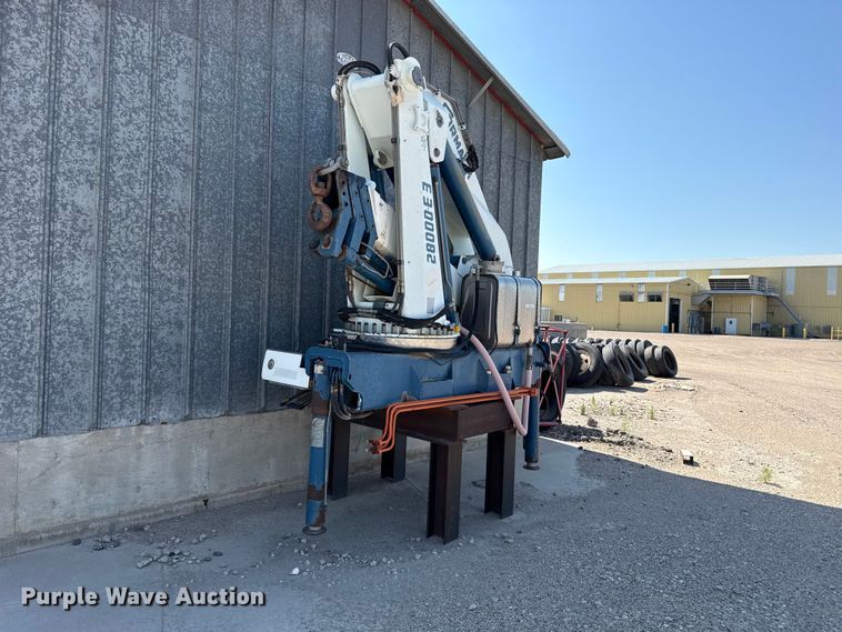 image for item EW4022 2001 Gormagh 28000-E3 truck mounted crane