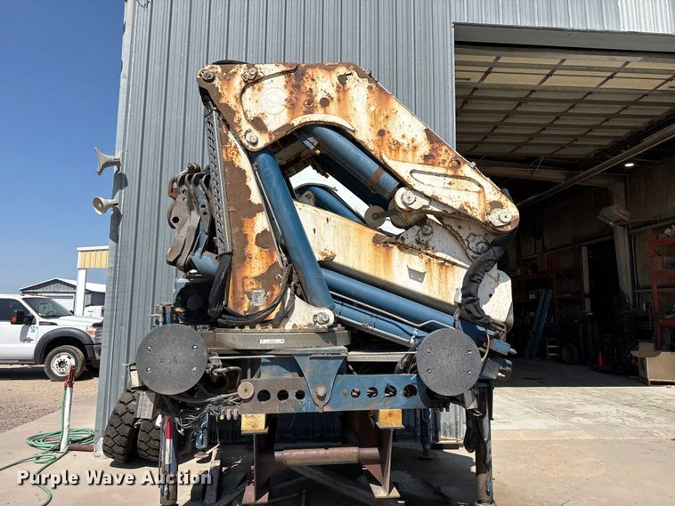 image for item EW4023 2008 Gormagh 38000-E6 truck mounted crane
