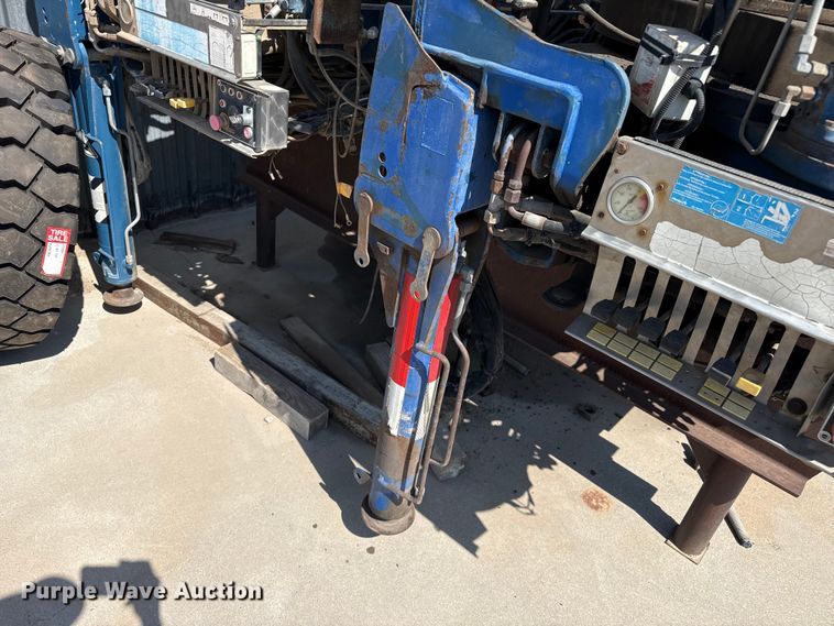 image for item EW4023 2008 Gormagh 38000-E6 truck mounted crane