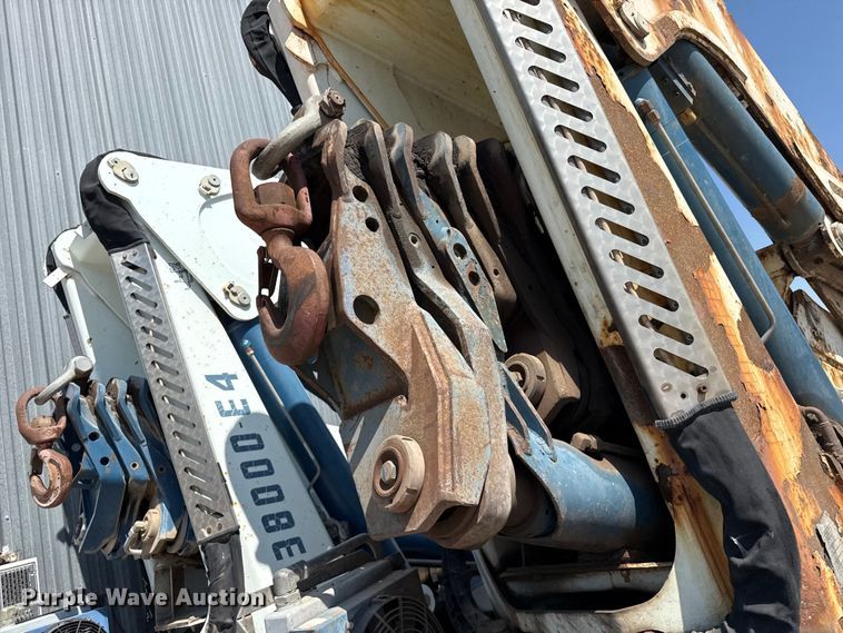 image for item EW4023 2008 Gormagh 38000-E6 truck mounted crane