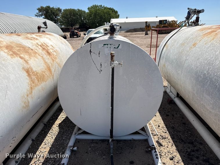 image for item EW4063 Fuel tank