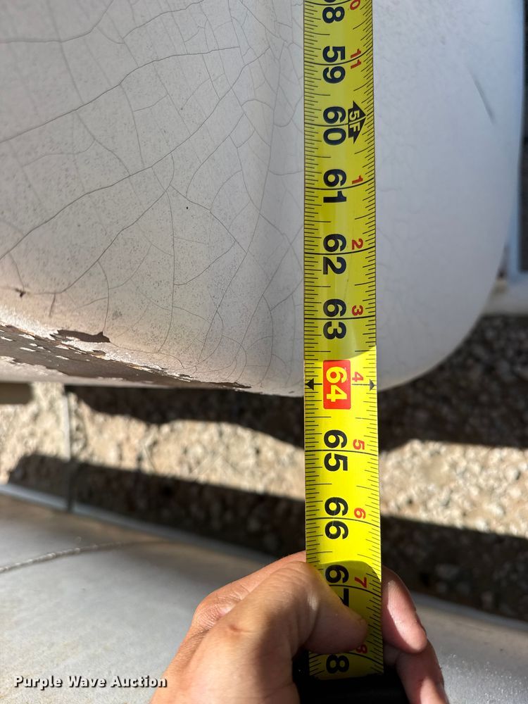 image for item EW4063 Fuel tank