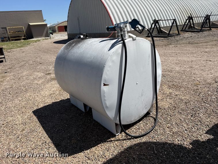 image for item EW4066 Fuel tank