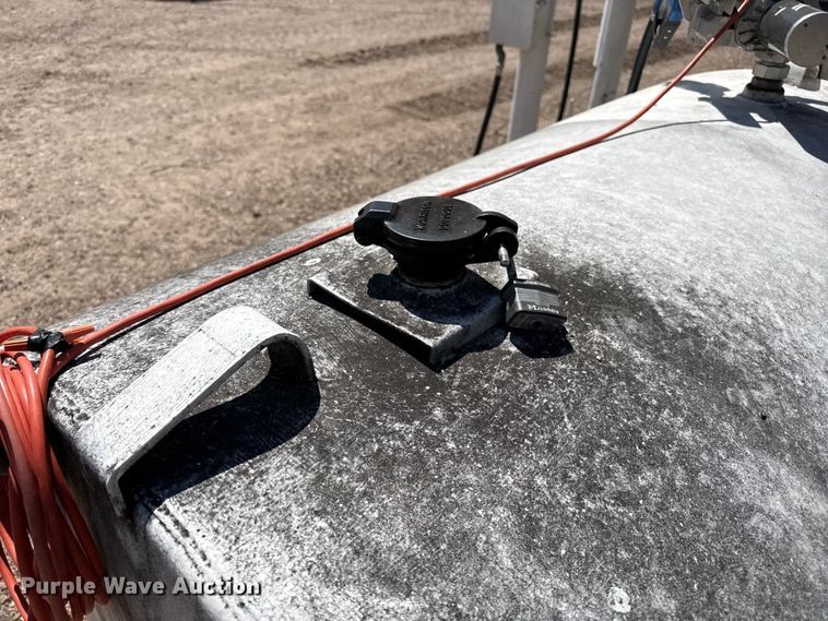 image for item EW4066 Fuel tank