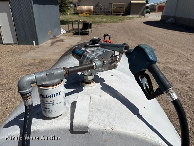 image for item EW4066 Fuel tank