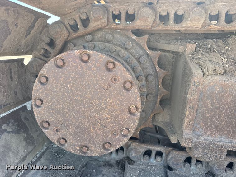 image for item EW4964 2004 John Deere 200C LC excavator