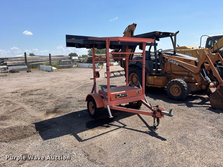 image for item EW4966 Eclipse 96SE253LS arrow board trailer