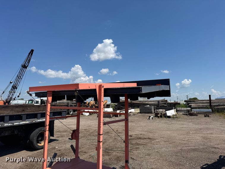 image for item EW4966 Eclipse 96SE253LS arrow board trailer