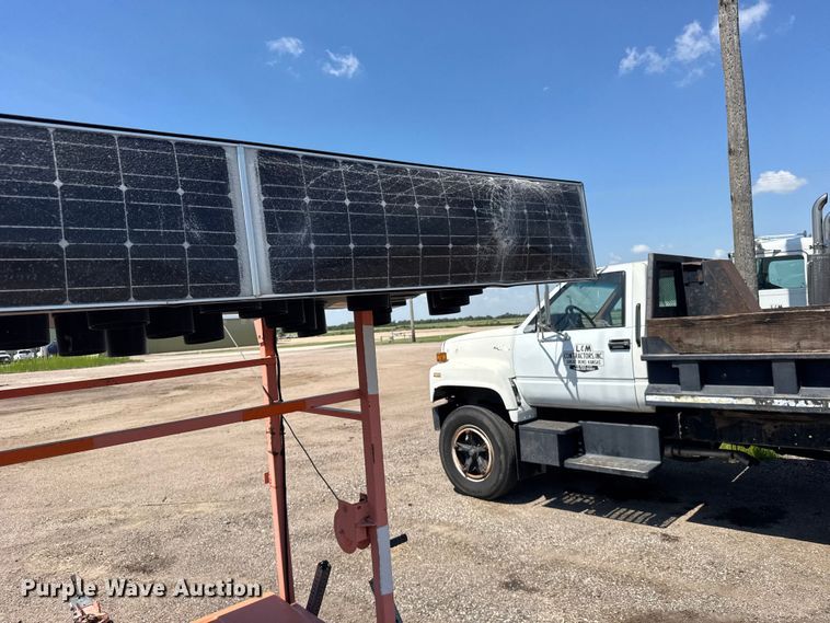image for item EW4966 Eclipse 96SE253LS arrow board trailer