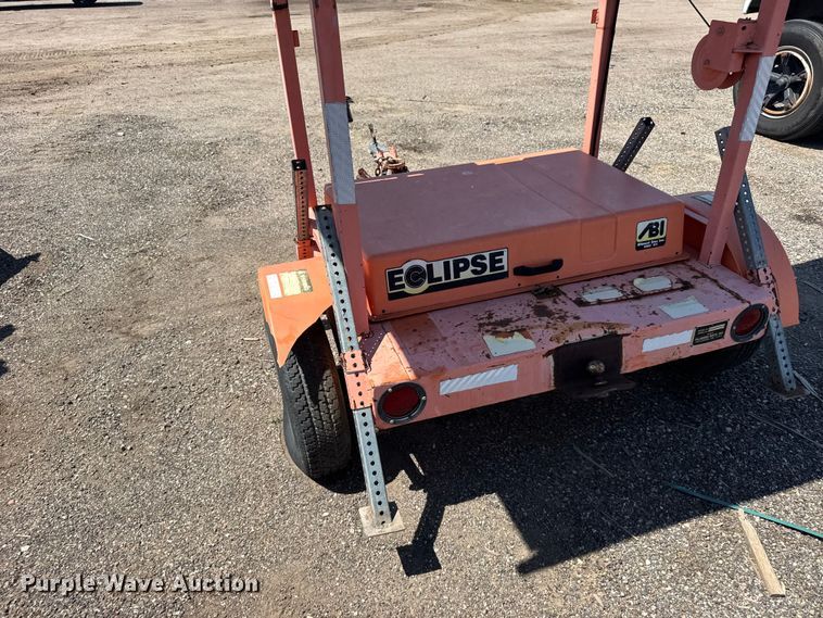 image for item EW4966 Eclipse 96SE253LS arrow board trailer