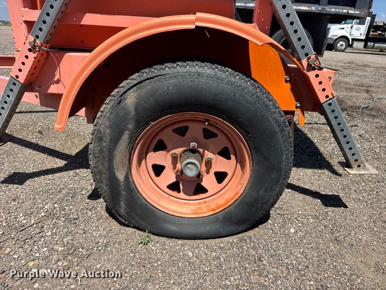 image for item EW4966 Eclipse 96SE253LS arrow board trailer