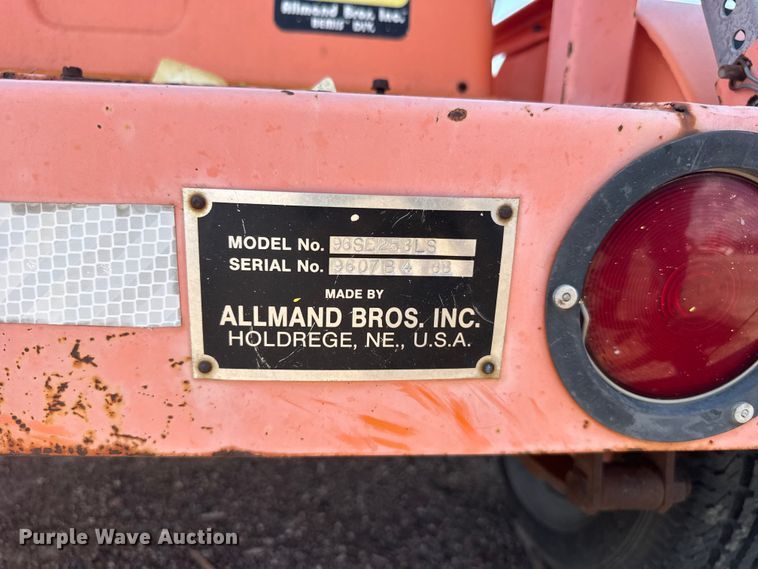 image for item EW4966 Eclipse 96SE253LS arrow board trailer