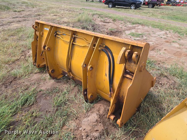 image for item EW8525 Case 4-in-1 backhoe bucket
