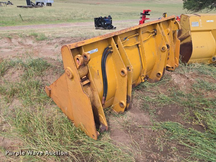 image for item EW8525 Case 4-in-1 backhoe bucket