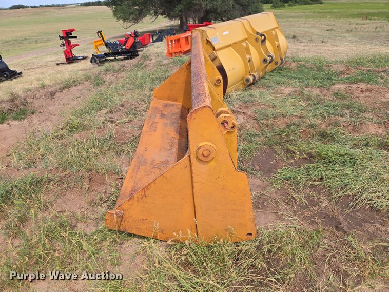 image for item EW8525 Case 4-in-1 backhoe bucket