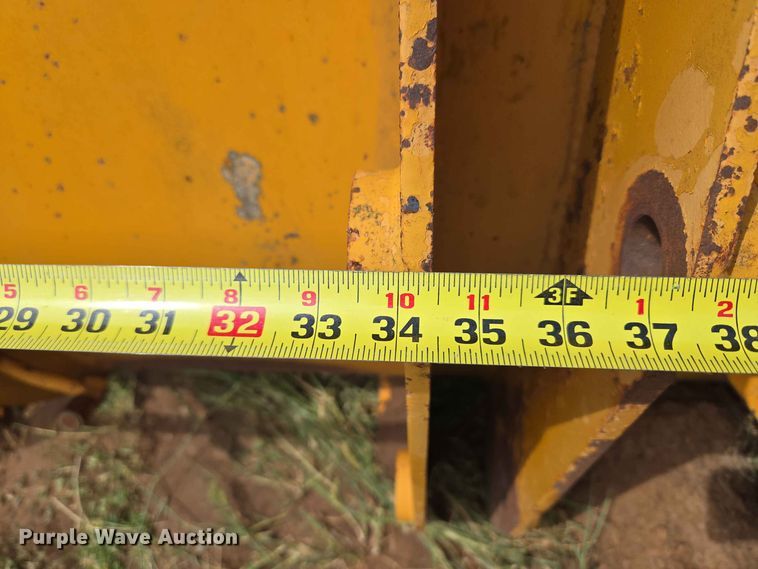 image for item EW8525 Case 4-in-1 backhoe bucket