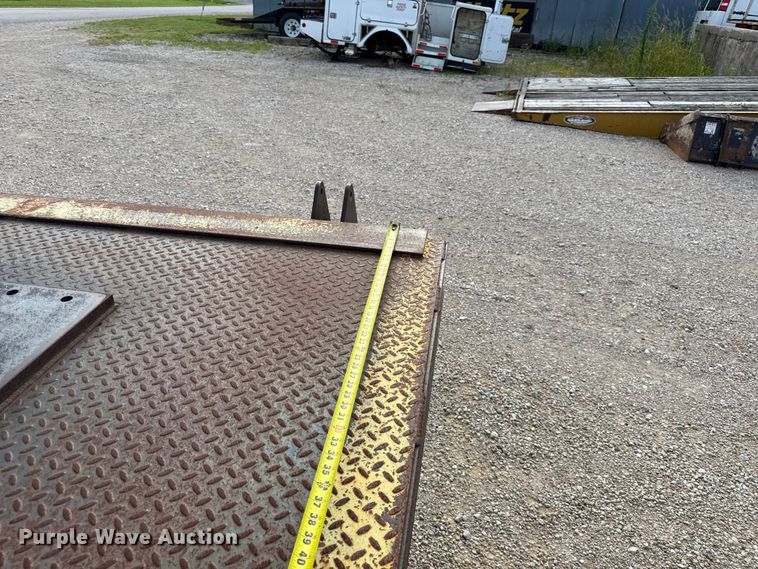 image for item EX2052 2014 Cleasby FBR-6-41 shingle conveyor bed
