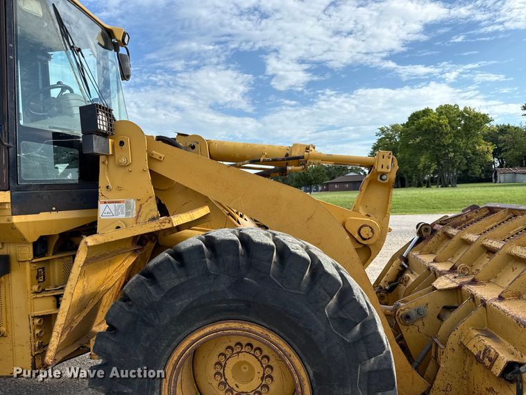 image for item EX2053 2002 Caterpillar 938G wheel loader