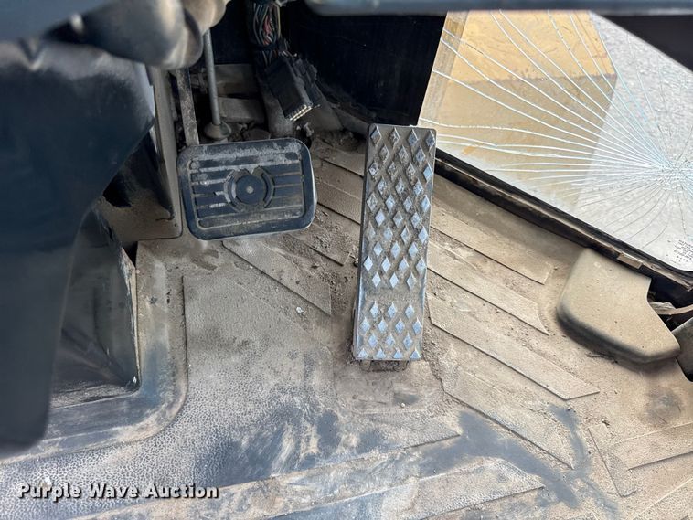 image for item EX2053 2002 Caterpillar 938G wheel loader