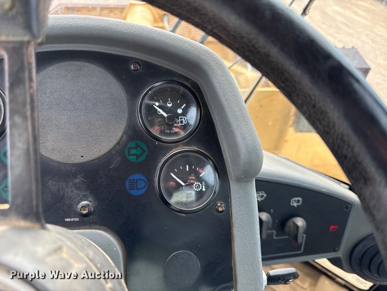 image for item EX2053 2002 Caterpillar 938G wheel loader