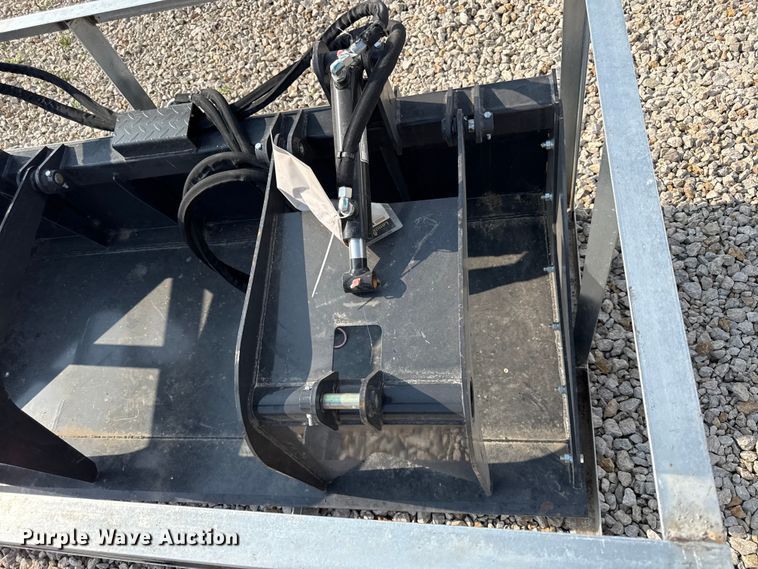 image for item EX2114 2025 LandHonor SGB-11-72W skid steer grapple bucket