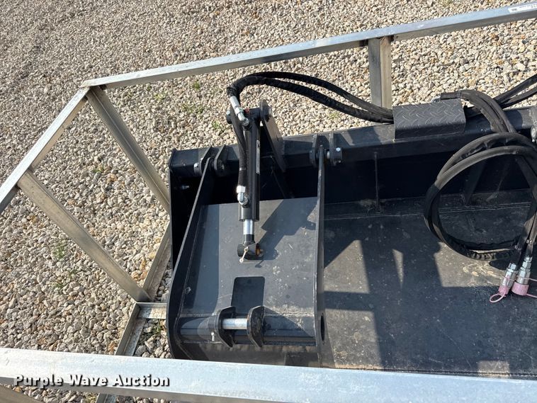 image for item EX2114 2025 LandHonor SGB-11-72W skid steer grapple bucket