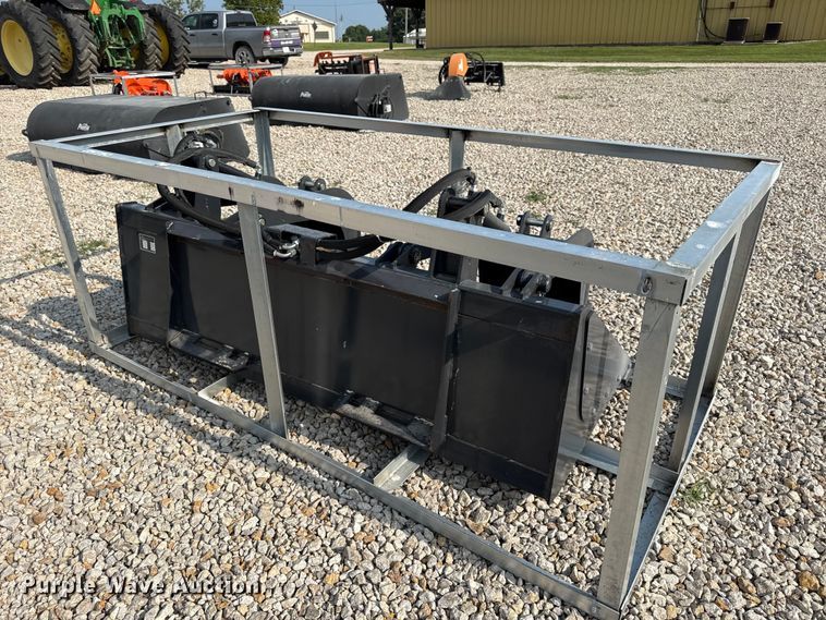 image for item EX2116 2025 LandHonor SGB-11-72W skid steer grapple bucket