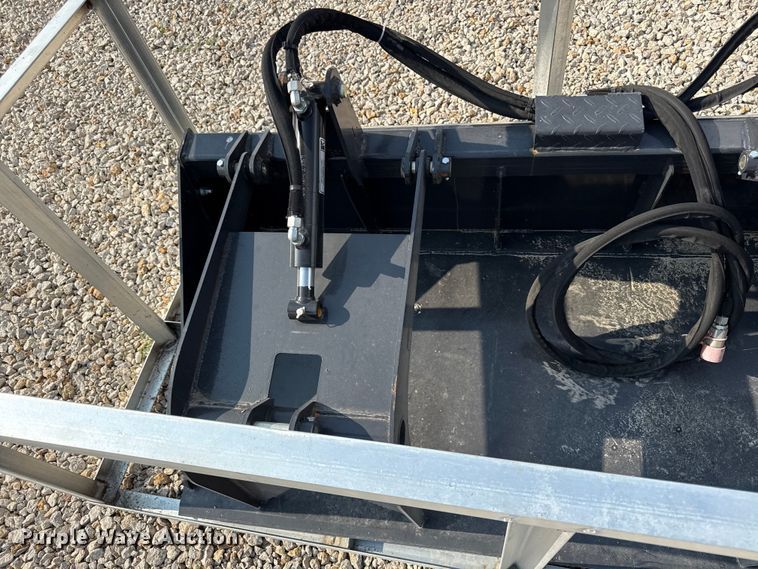 image for item EX2116 2025 LandHonor SGB-11-72W skid steer grapple bucket