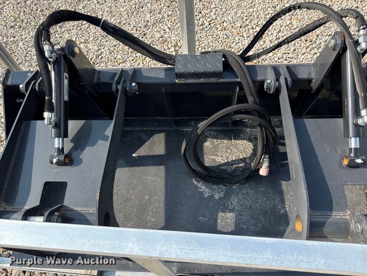 image for item EX2116 2025 LandHonor SGB-11-72W skid steer grapple bucket