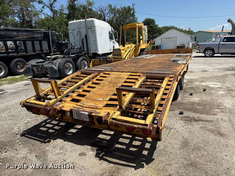 image for item EX2129 1994 AMBE Equipment trailer equipment trailer
