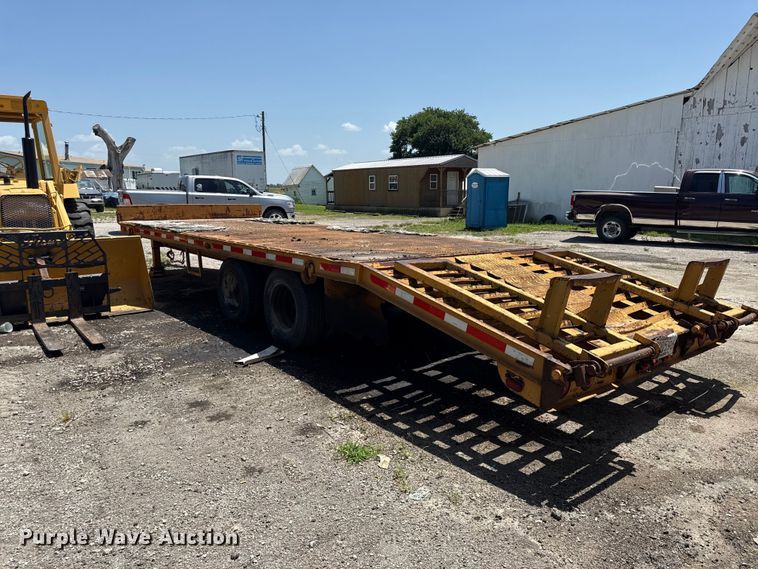 image for item EX2129 1994 AMBE Equipment trailer equipment trailer