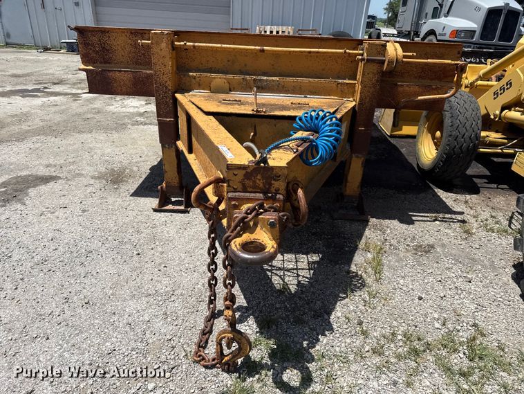 image for item EX2129 1994 AMBE Equipment trailer equipment trailer