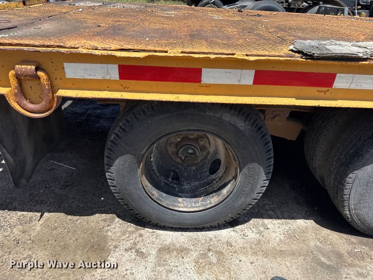 image for item EX2129 1994 AMBE Equipment trailer equipment trailer