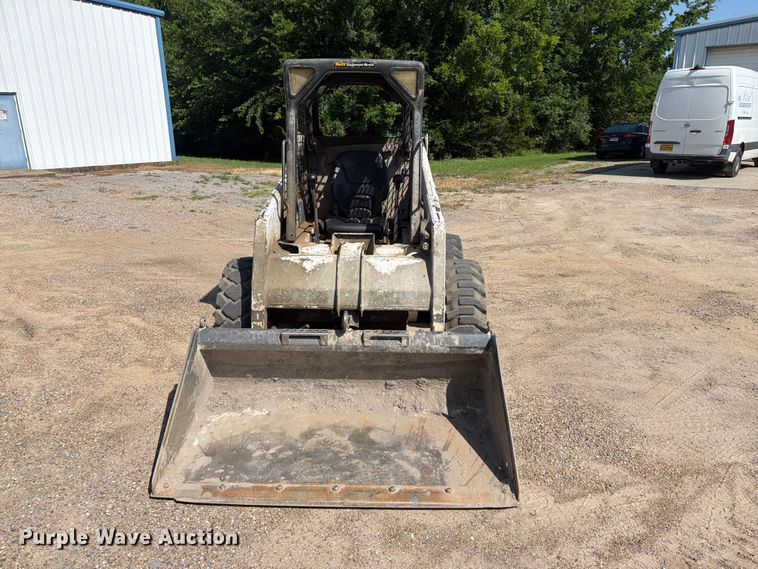 image for item EX2534 2001 Bobcat 763 skid steer loader
