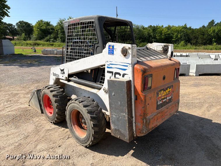 image for item EX2534 2001 Bobcat 763 skid steer loader