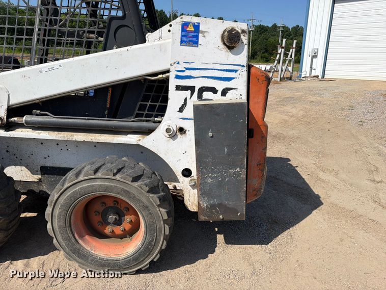 image for item EX2534 2001 Bobcat 763 skid steer loader