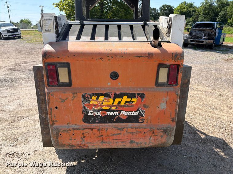 image for item EX2534 2001 Bobcat 763 skid steer loader